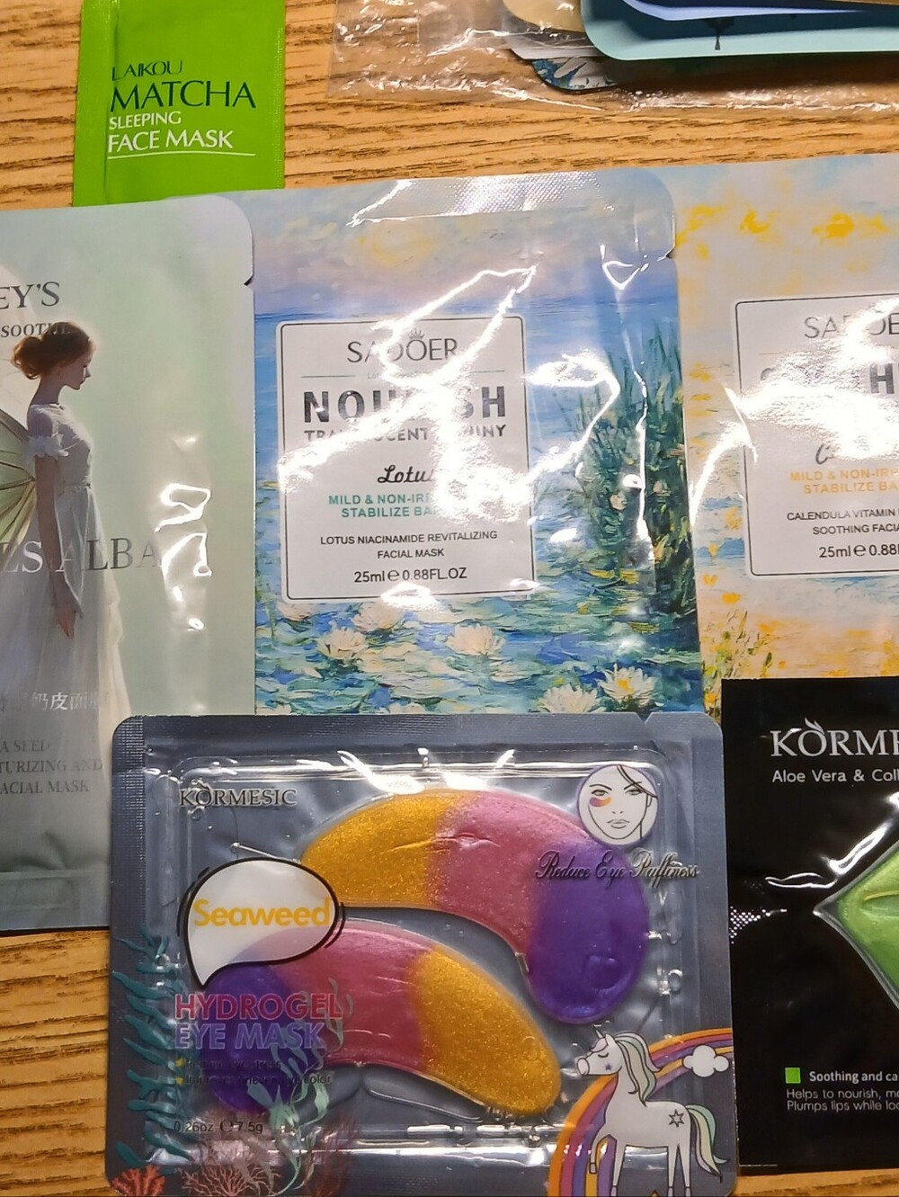 NWOT 7PC Limnanthes Lotus Mask Bundle 3 Facial/1 Eye/1 Lip/1 Sleep/ Spa Headband
